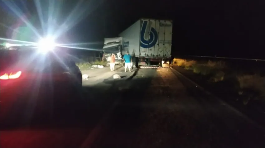 Colisão frontal deixa feridos na BR-116 em Barra do Ribeiro