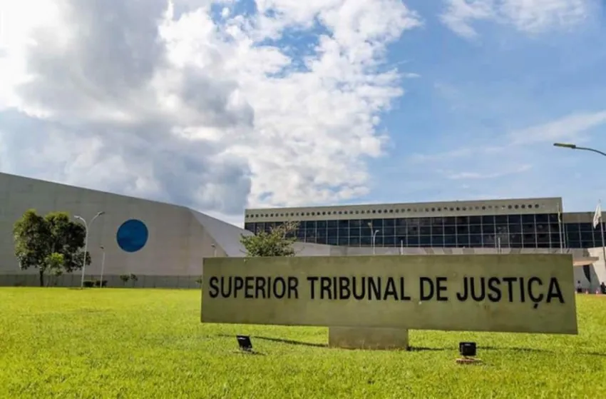 STJ decide que Lei Maria da Penha pode ser aplicada para mulheres transexuais