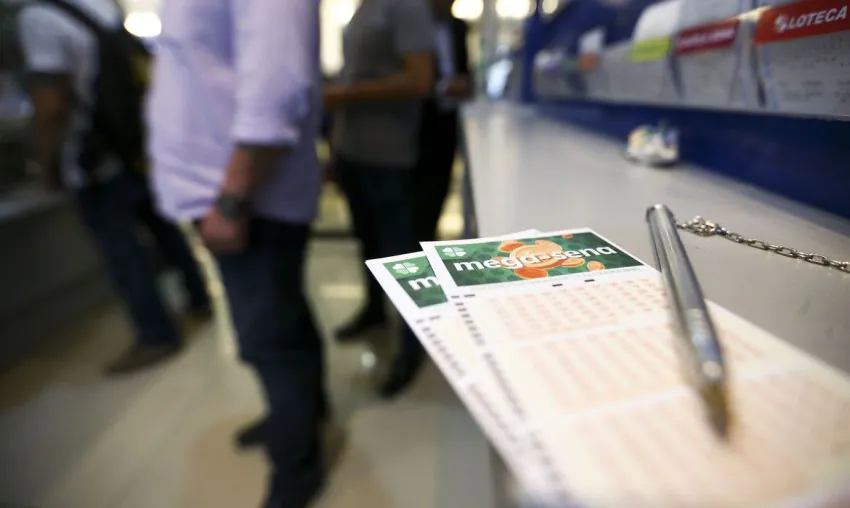 Ninguém acerta as seis dezenas do concurso e prêmio fica acumulado em R$ 53 milhões