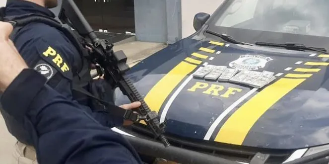 Milhares de dólares são encontrados escondidos junto ao corpo de uma mulher na BR 290