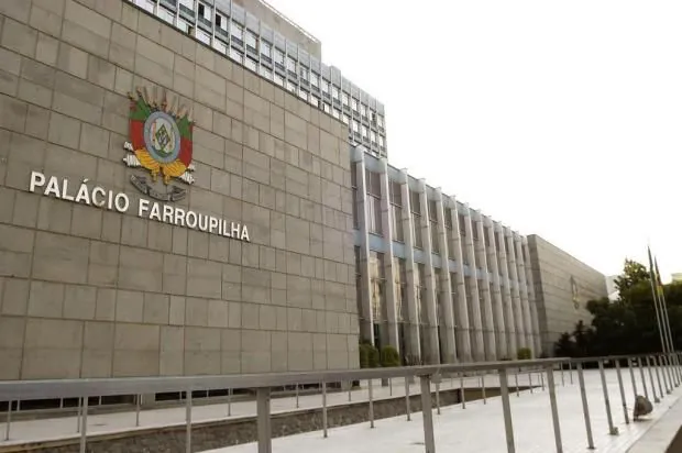 Assembleia Gaúcha vai abrir mão de R$ 40 mi para ajudar Executivo a pagar 13º