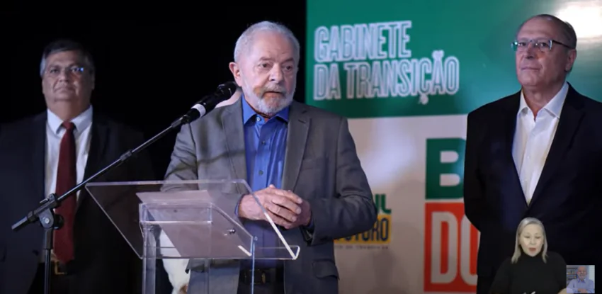Lula anuncia cinco ministros que farão parte do seu governo em 2023