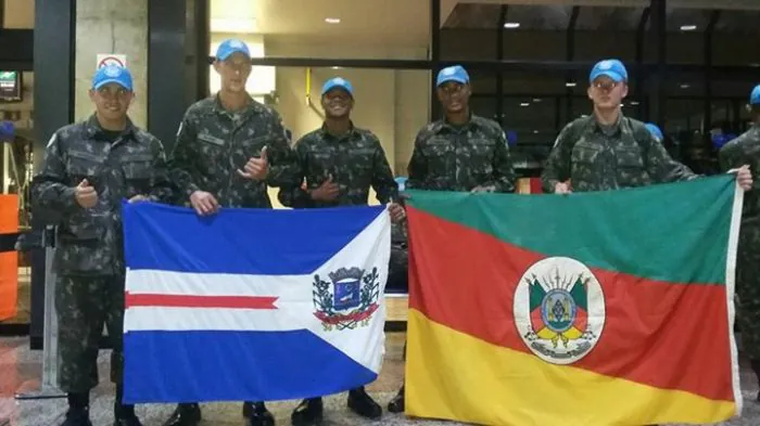 Militares lourencianos embarcam para missão de paz no Haiti