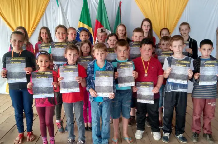 Escola camaquense ganha 10 medalhas na Olimpíada de Astronomia e Astronáutica