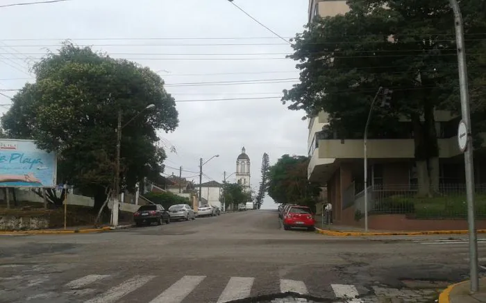 Sexta-feira poderá ter chuva e risco de temporal no RS