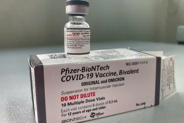 Vacina bivalente contra Covid-19 começará a ser aplicada nesta quarta-feira (15)