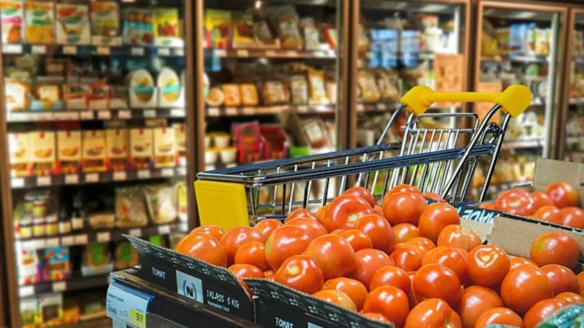 Economize: 4 motivos para comprar em minimercados