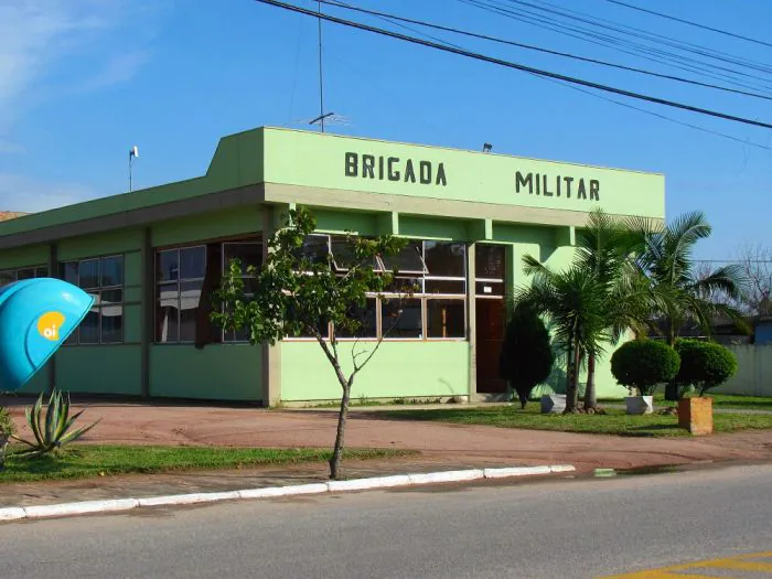 Motocicleta é furtada em Tapes
