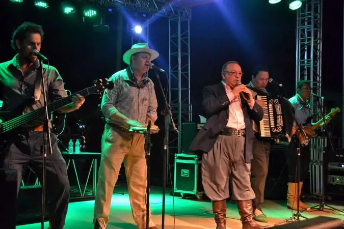 Sesc Camaquã recebe show de Pedro Ernesto Denardin nesta segunda-feira