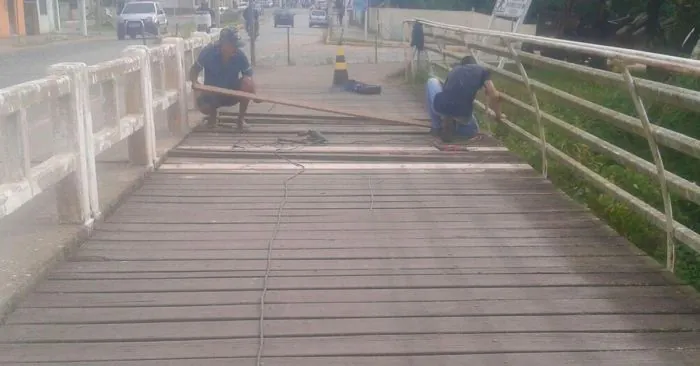 Passarela da Ponte do Arroio Duro recebe manutenção