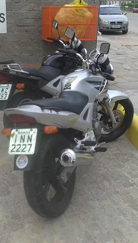 Motocicleta é furtada de dentro de condomínio em Camaquã