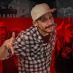 Humorista Marcito Castro traz stand-up com histórias de sua infância na vila para Camaquã