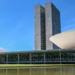 Reforma tributária segue em discussão no Congresso