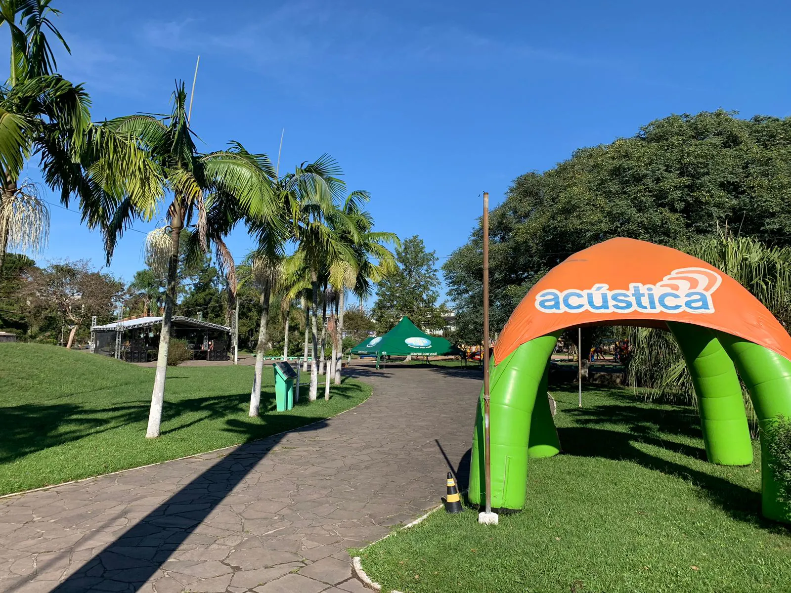 Praça Zeca Netto recebe atrações do aniversário de Camaquã