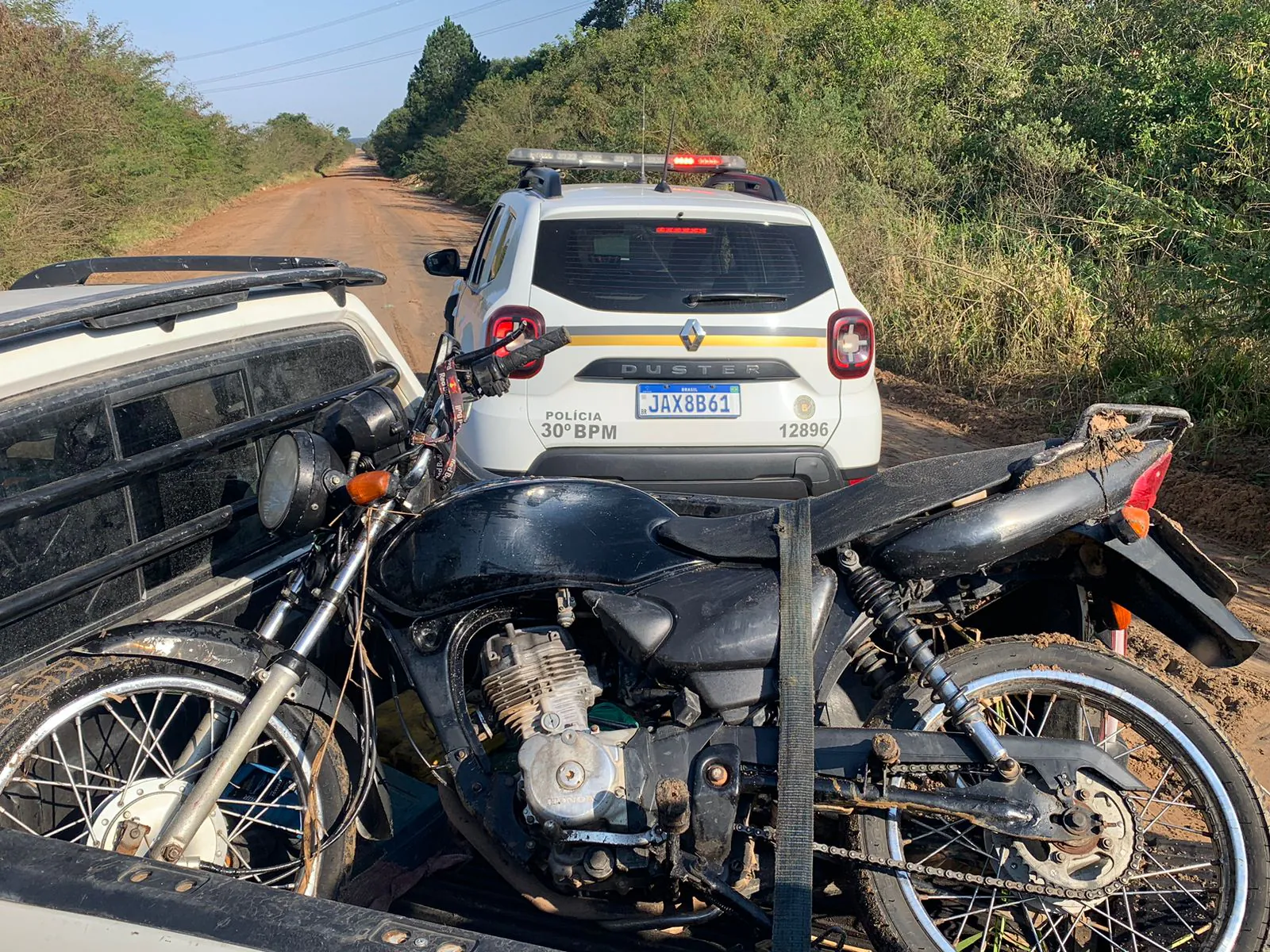 Moto é encontrada abandonada em Camaquã