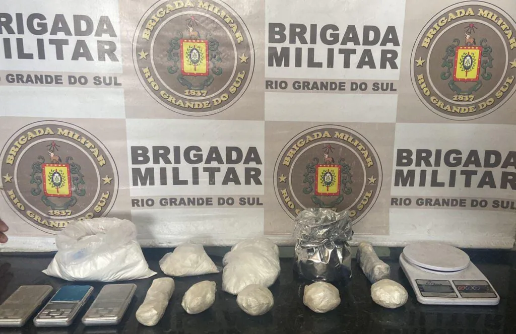 BM encontra depósito de drogas que abastecia facção na região de Camaquã