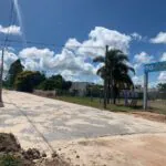 Residencial Arroio Duro em Camaquã recebe calçamento e quebra-molas