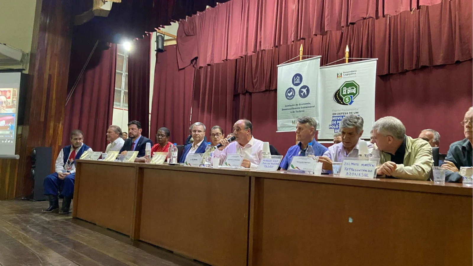 Lideranças e parlamentares debatem no formato de pedágios no Polo Rodoviário de Pelotas