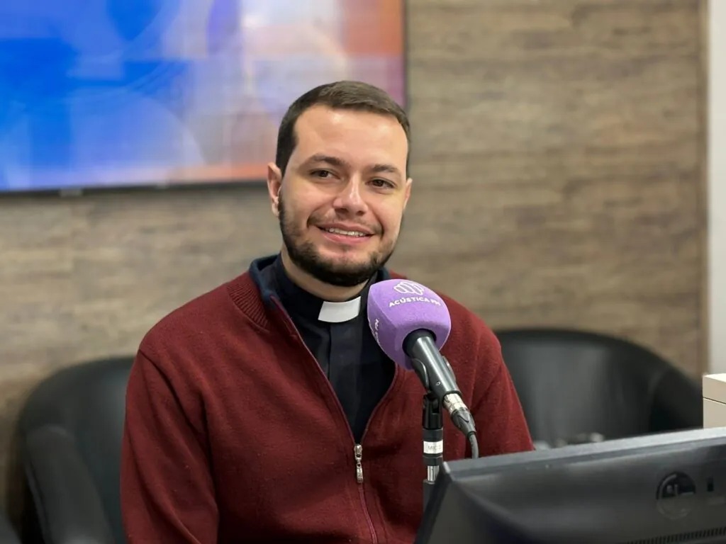 Padre Danton fala sobre a celebração da Semana Santa em Camaquã