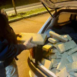 PRF prende dois traficantes com mais de 100 quilos de maconha em Santa Maria