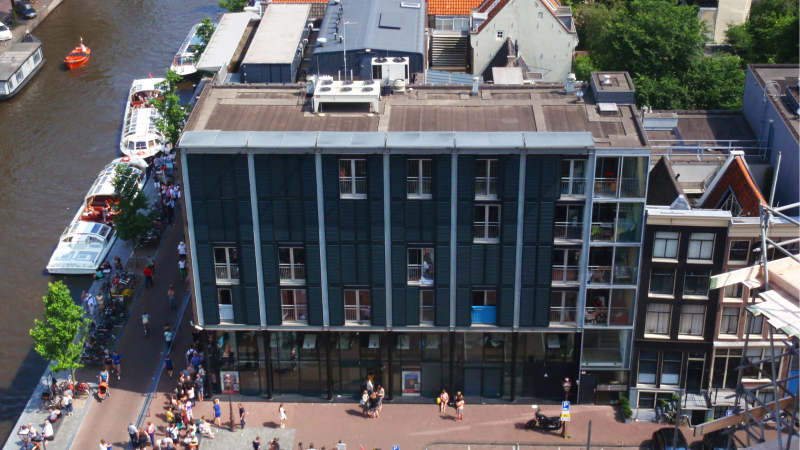 Hoje na história: 03 de maio - Inauguração do museu Casa de Anne Frank