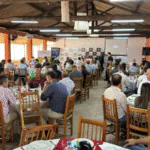 ExpoCamaquã 2025: Rádio Acústica transmite ao vivo reunião almoço com representante da CMPC Brasil