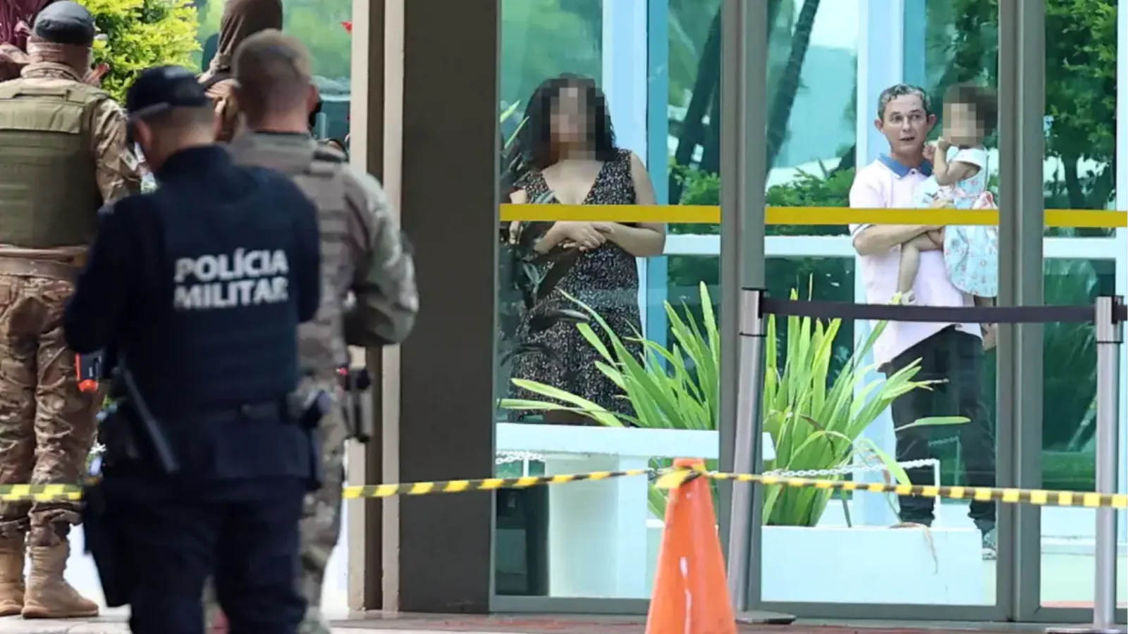 Homem é preso após portar explosivo em ministério