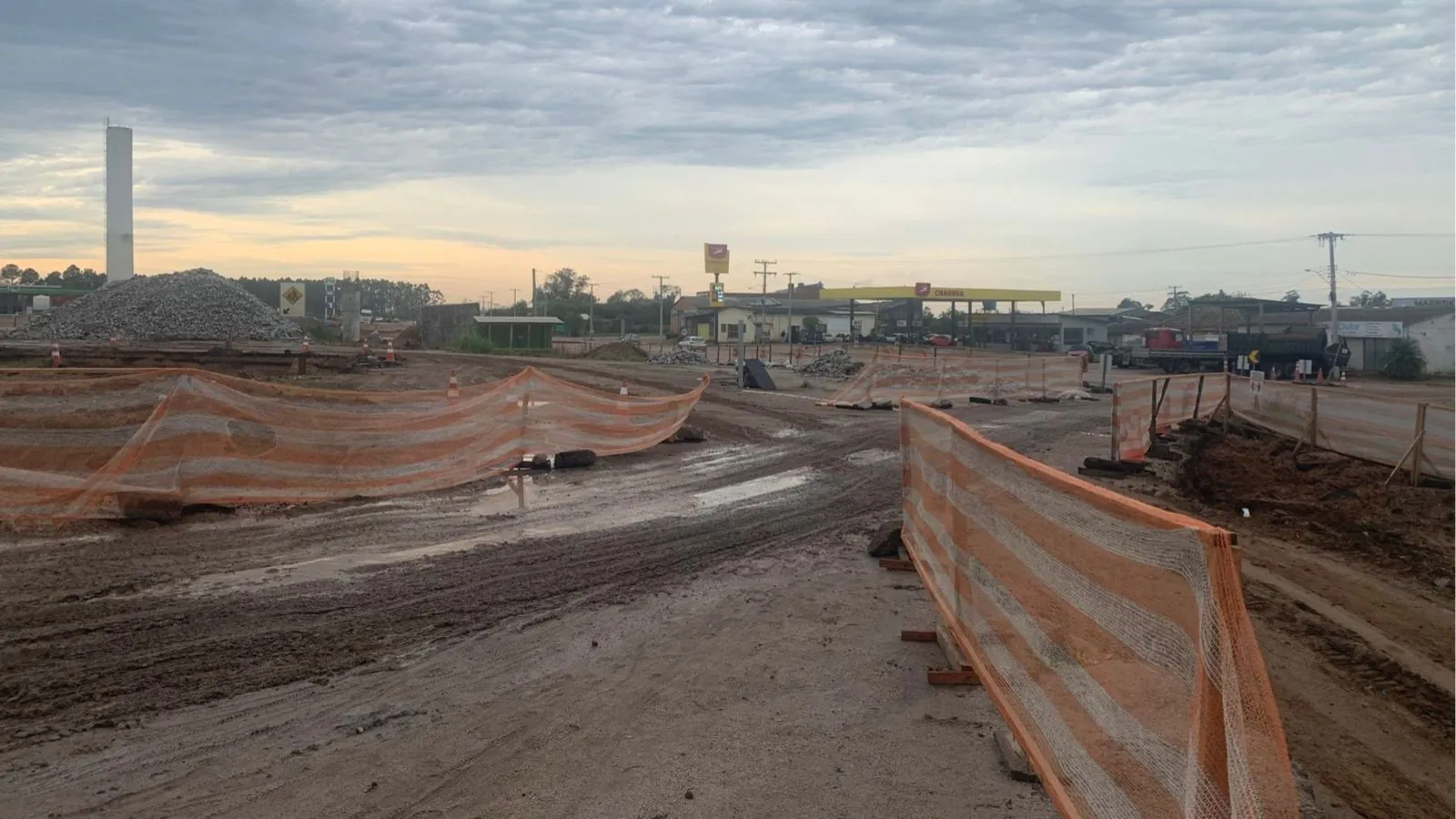 Obras na BR-116 em Camaquã avançam com novos desvios para motoristas