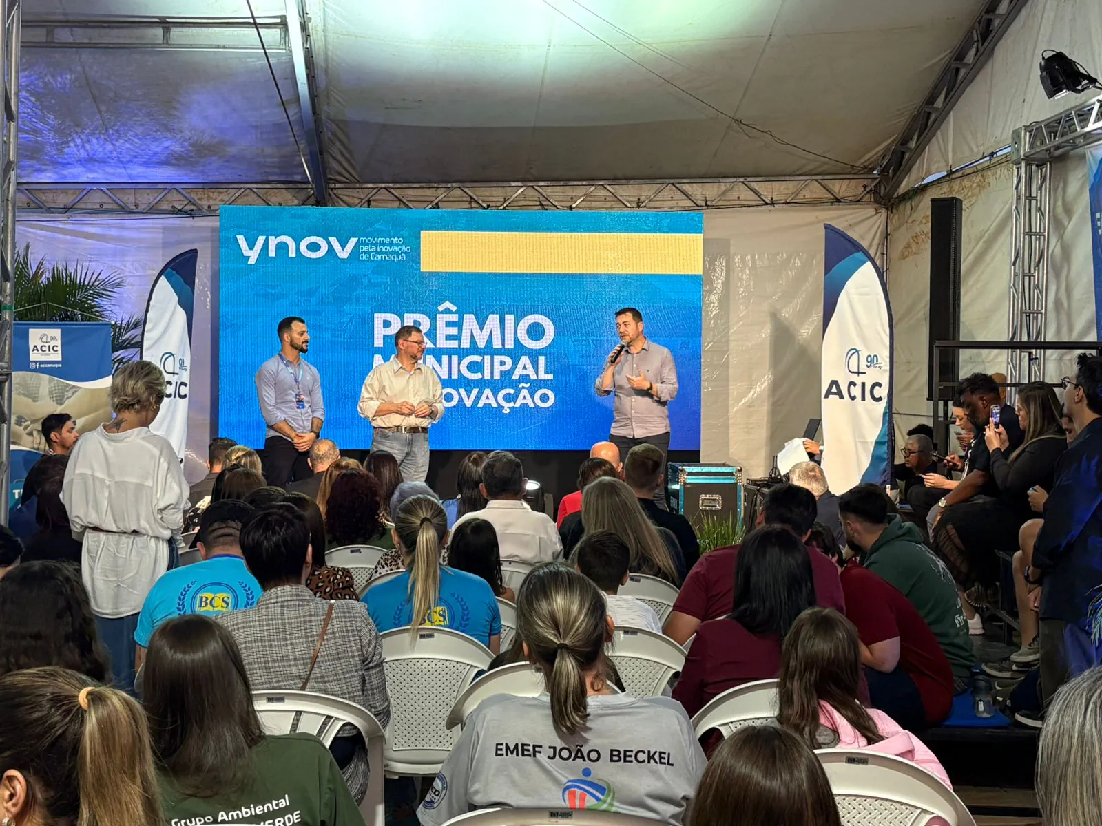 Cerimônia de entrega do Prêmio Municipal de Inovação 2025 acontece na ExpoCamaquã 2025. Foto: Rodrigo Vicente | Acústica FM