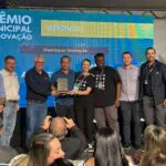 Rádio Acústica FM recebe Prêmio Municipal de Inovação 2025
