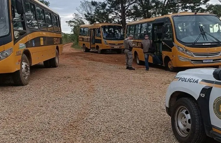 BM de Encruzilhada do Sul realiza operação de segurança nas escolas