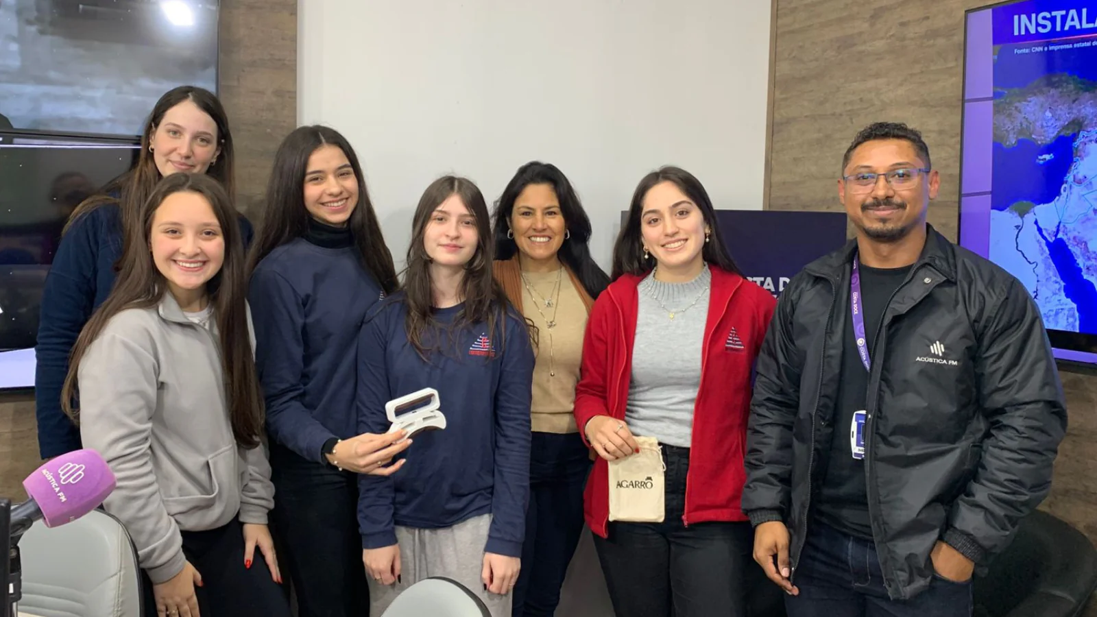 Alunos do Colégio Contemporâneo criam microempresa “Agarro” e vivenciam o empreendedorismo na prática