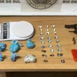 Arma e drogas são apreendidas com adolescente em Sentinela do Sul