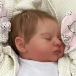 Entre o real e o emocional: o impacto dos bebês reborn na saúde mental