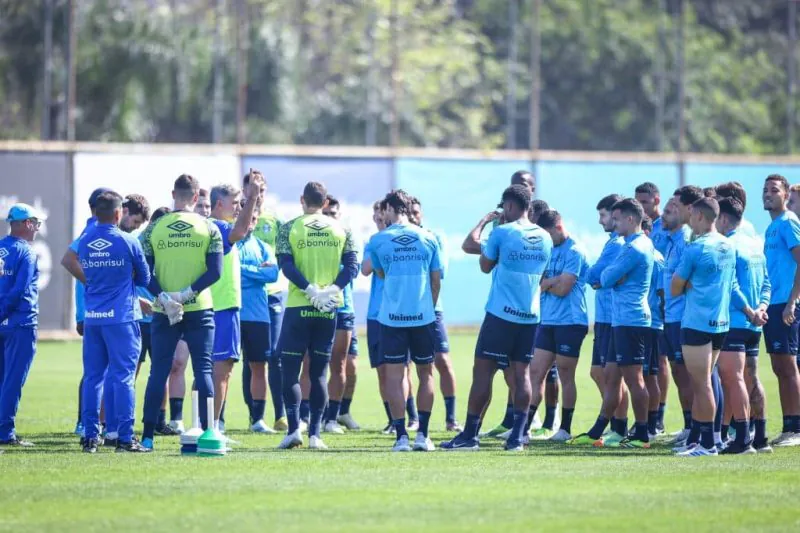 Grêmio: Aravena, Arezo e reforços no time B para Gre-Nal da Copa FGF