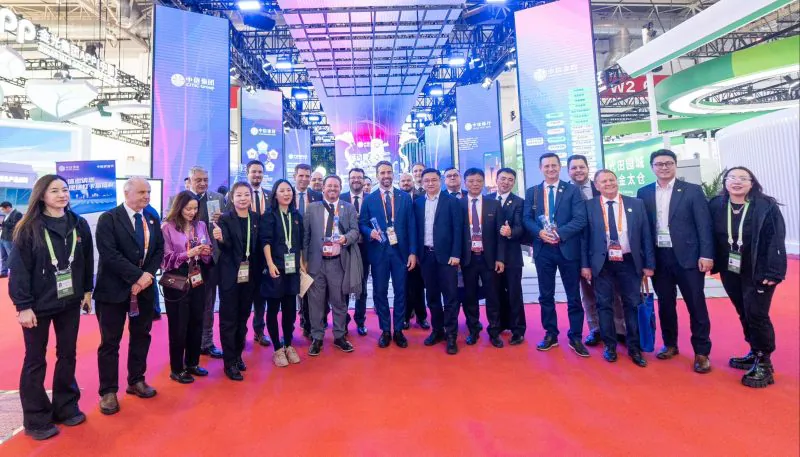 Famurs participa da China International Supply Chain Expo, em Pequim